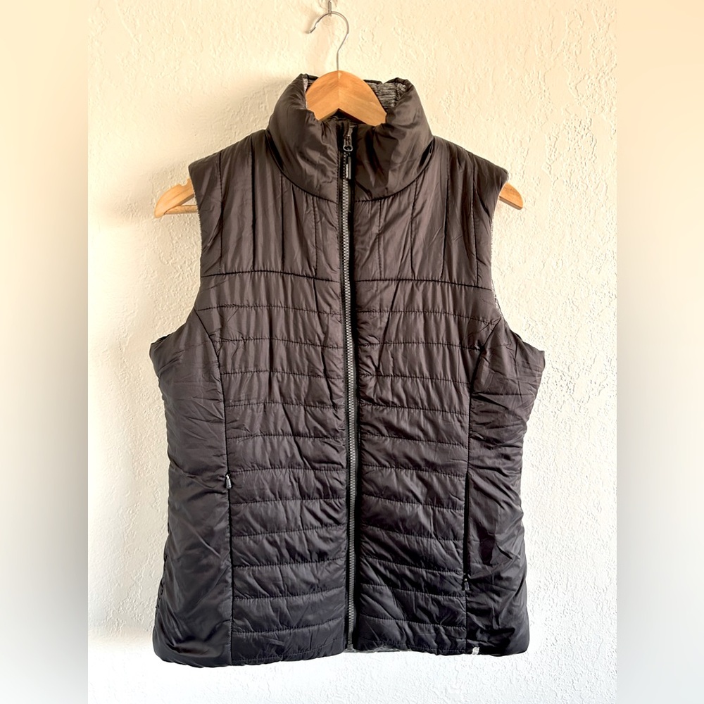 Mondetta Reversible Puffy Vest with Pockets